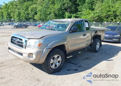 2005 Toyota Tacoma Prerunner V6 z USA, uszkodzony, nr VIN 5TETU62N35Z025107